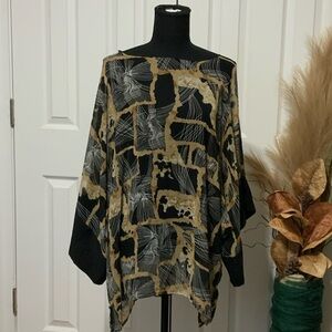 Abstract Patterned Poncho Top